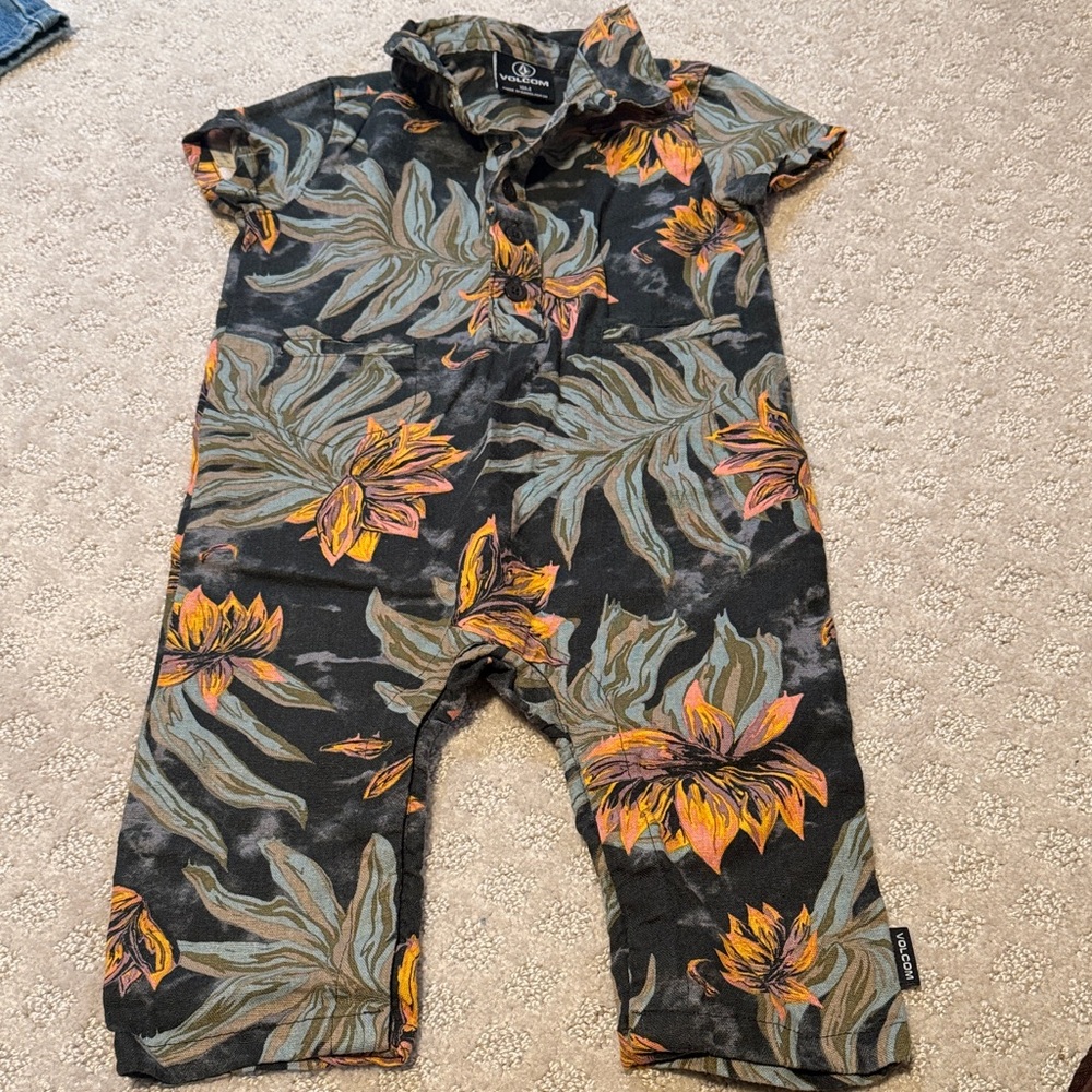 Volcom Baby Boy 18M Romper
